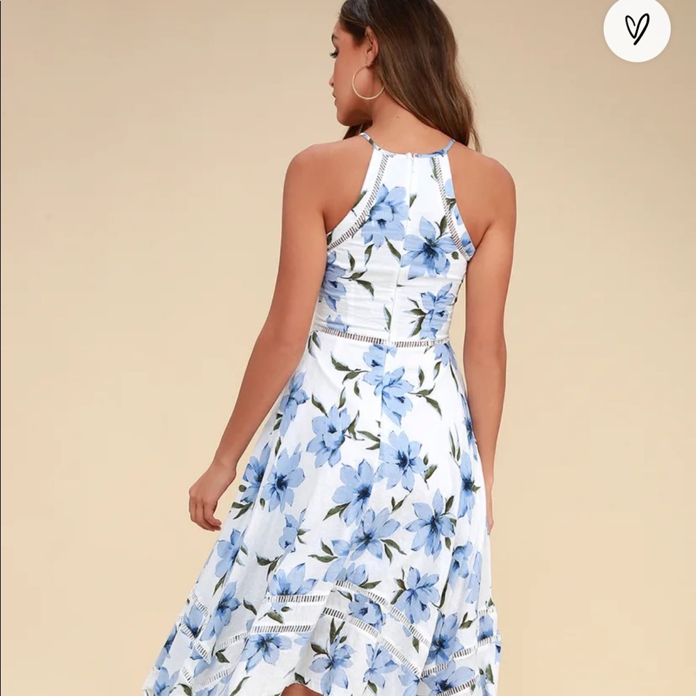 Lulus Zahara Blue and White Floral Print Midi Dress